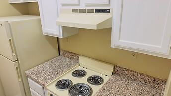 Plantation Oaks Suites & Inn