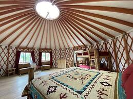 Boulder Mountain Guest Ranch