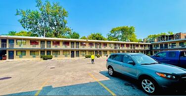Best Motel By OYO Chicago I-90