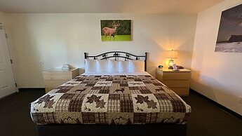 Antlers Inn