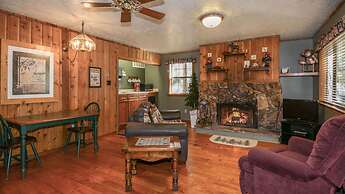 Whispering Pine Cabins