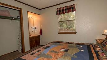 Whispering Pine Cabins