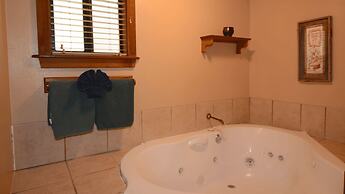 Whispering Pine Cabins