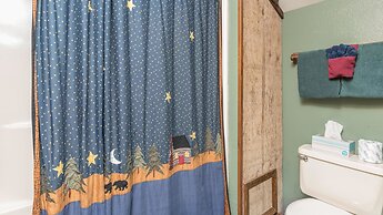 Whispering Pine Cabins