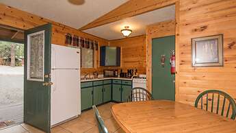 Whispering Pine Cabins