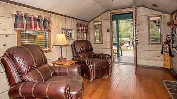 Whispering Pine Cabins