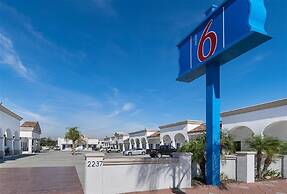 Motel 6 Lomita, CA