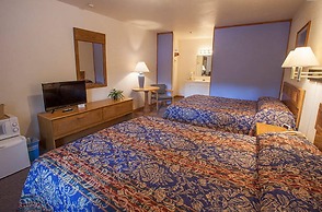 Maggie Valley Creekside Lodge