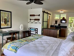 Kona Tiki Hotel