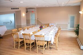 The Hotel at Cape Ann Marina
