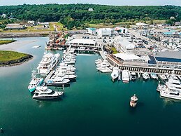The Hotel at Cape Ann Marina