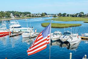 The Hotel at Cape Ann Marina