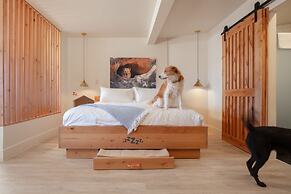 Best Friends Roadhouse and Mercantile