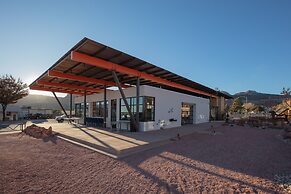 Best Friends Roadhouse and Mercantile