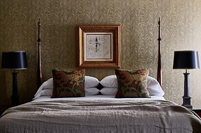 Kennebunkport Captains Collection