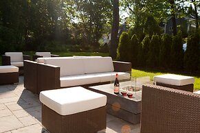 Kennebunkport Captains Collection