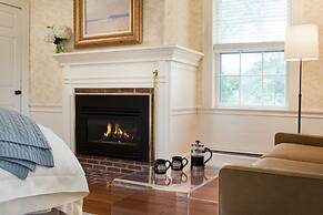 Kennebunkport Captains Collection