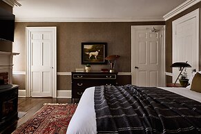 Kennebunkport Captains Collection