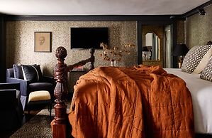 Kennebunkport Captains Collection