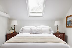 Kennebunkport Captains Collection