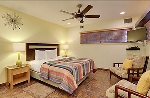 Desert Riviera Hotel