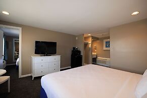 The White Sands Oceanfront Resort & Spa