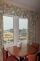 The White Sands Oceanfront Resort & Spa