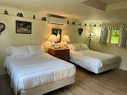High Tide Inn