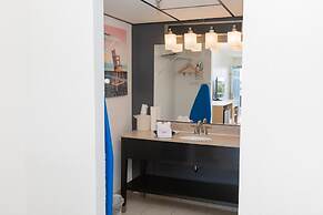 Admiral on Baltimore