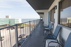 Admiral on Baltimore