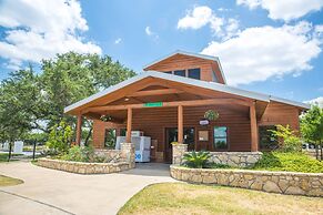 Sun Outdoors Lake Travis