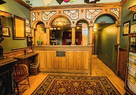 Alaskan Hotel and Bar