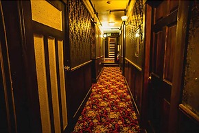 Alaskan Hotel and Bar