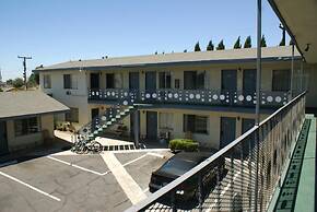 Sahara Motel