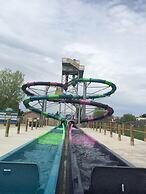 Darien Lake Lodge on the Lake