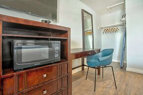 Studio 6 Suites Albany, OR