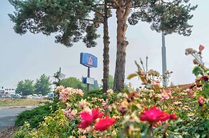 Studio 6 Suites Albany, OR