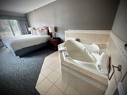 Golden Gables Inn Dazzler Select by Wyndham