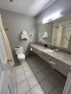 Golden Gables Inn Dazzler Select by Wyndham