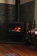 Left Coast Lodge