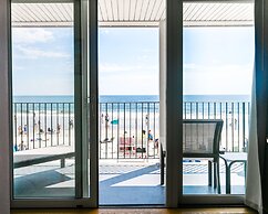 Atlantic Oceanfront Hotel