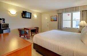 Atlantic Oceanfront Hotel