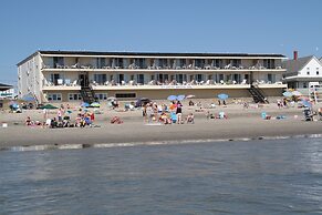 Atlantic Oceanfront Hotel