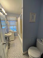 Beau Rivage Motel