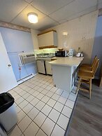 Beau Rivage Motel