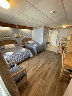 Beau Rivage Motel