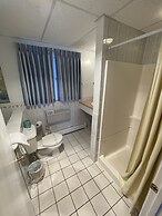 Beau Rivage Motel