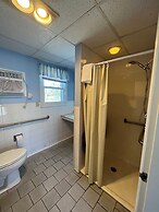 Beau Rivage Motel
