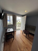 Beau Rivage Motel