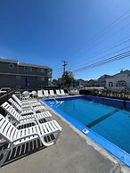 Beau Rivage Motel